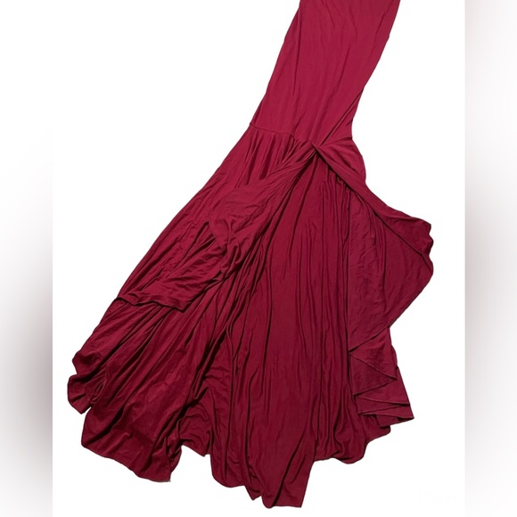 Mermaid Maternity Gown - Picture 12 of 13